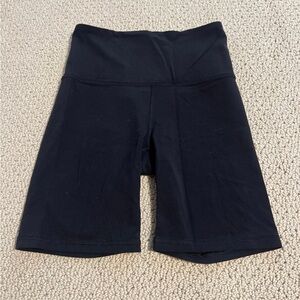 Like new Athleta,Like new Athleta, black biker shorts, siz XS